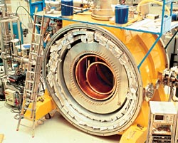 Сборка резонансного детектора AURIGA